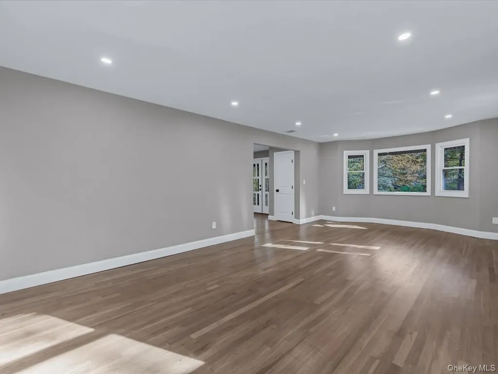 11 Gorham Lane Dix Hills NY 11746