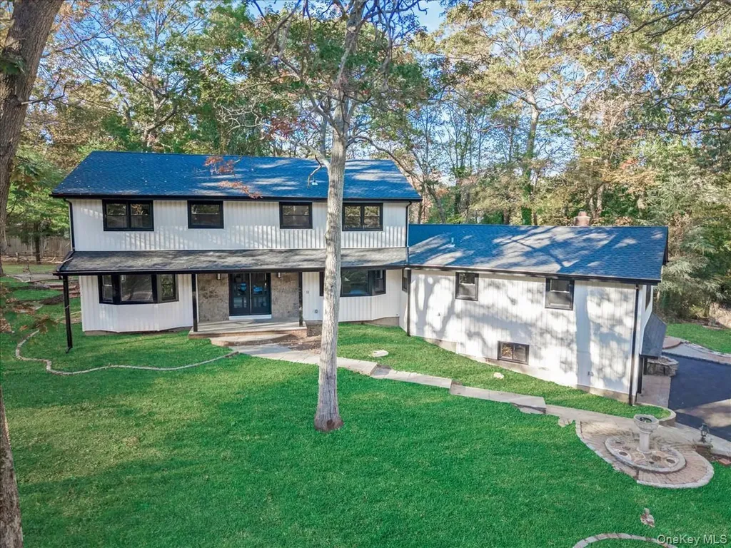 11 Gorham Lane Dix Hills NY 11746