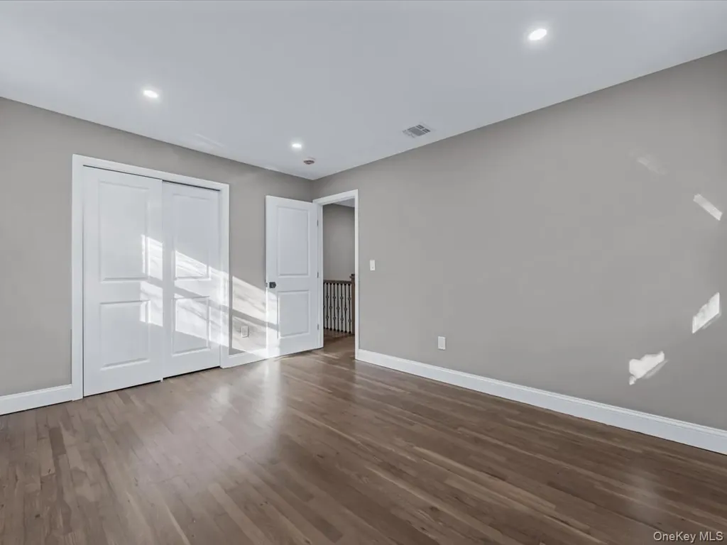 11 Gorham Lane Dix Hills NY 11746