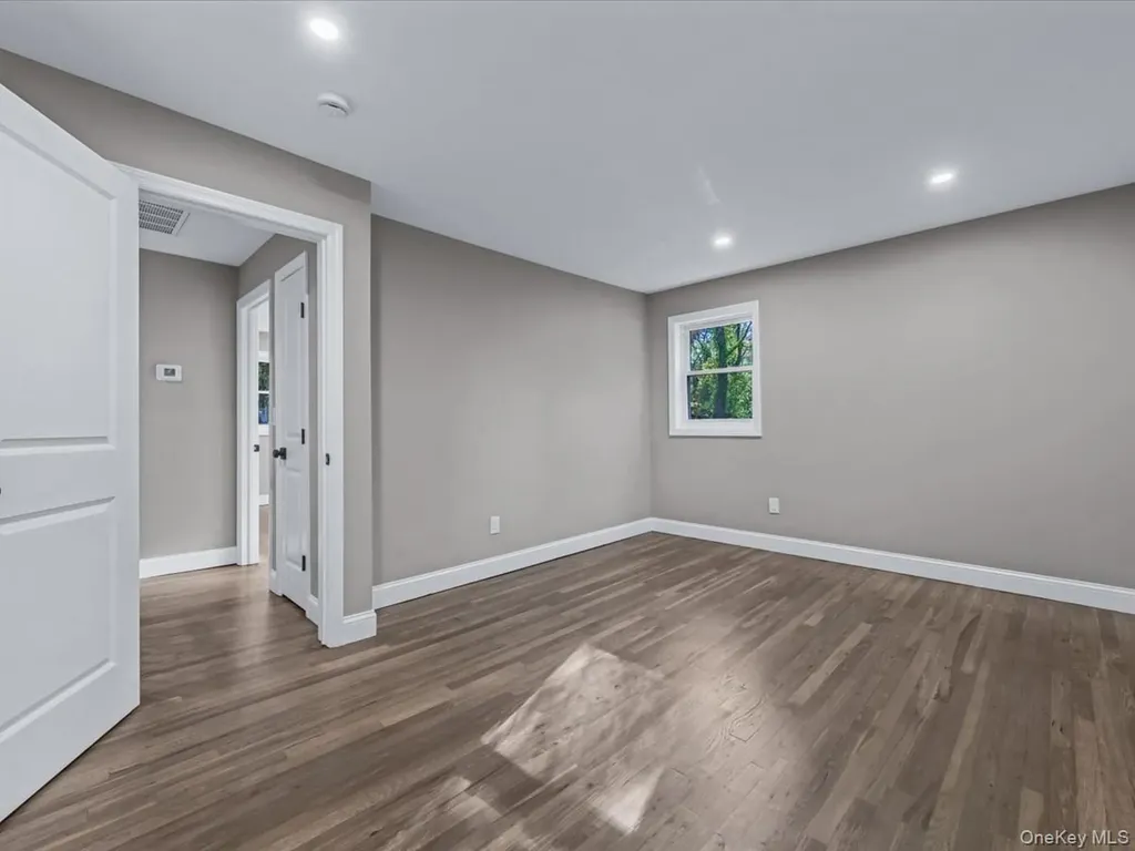 11 Gorham Lane Dix Hills NY 11746