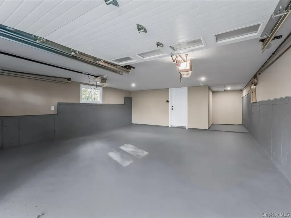 11 Gorham Lane Dix Hills NY 11746