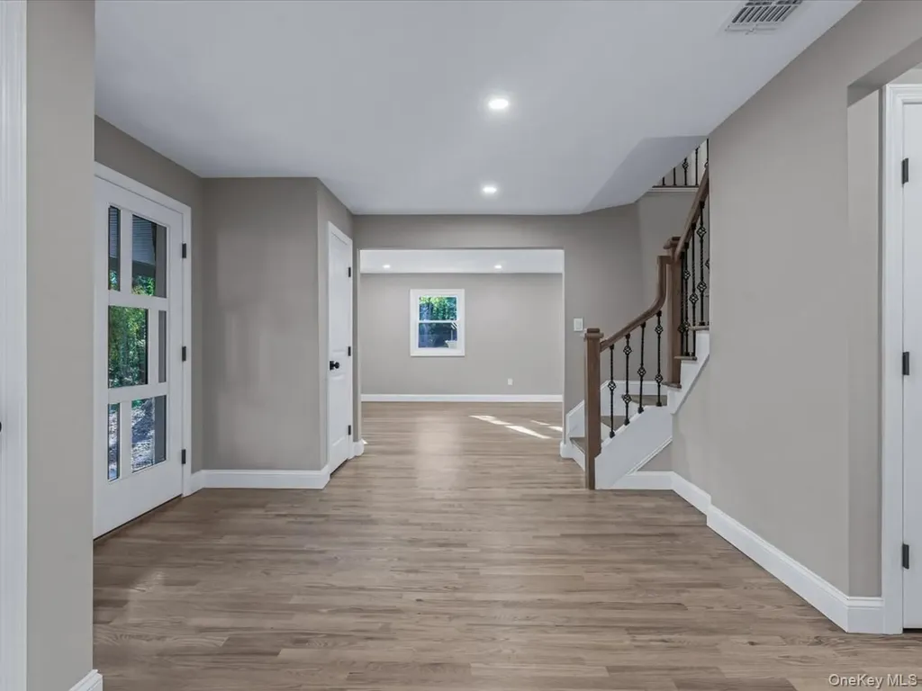 11 Gorham Lane Dix Hills NY 11746