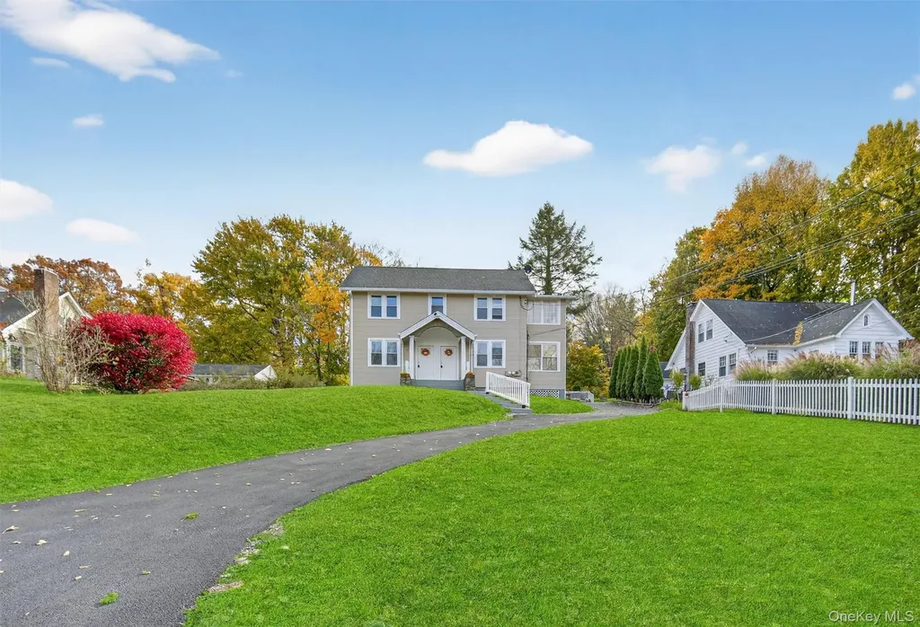 322 Old Route 22 Pawling NY 12564