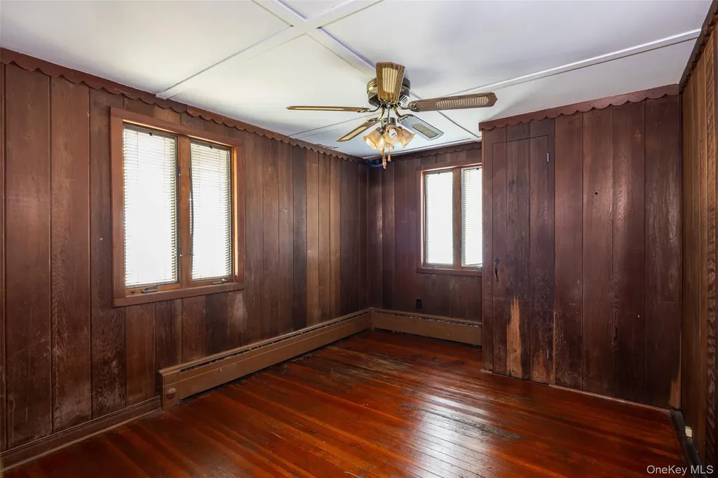 22 Roosevelt Boulevard East Patchogue NY 11772