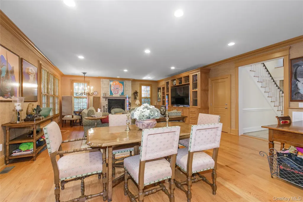 2 Earle Drive Muttontown NY 11791