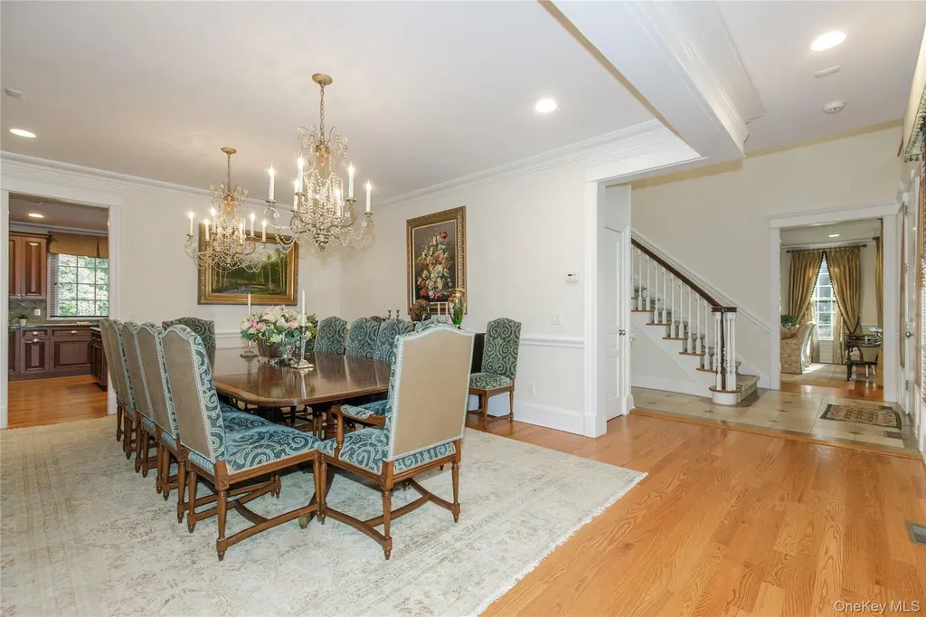 2 Earle Drive Muttontown NY 11791