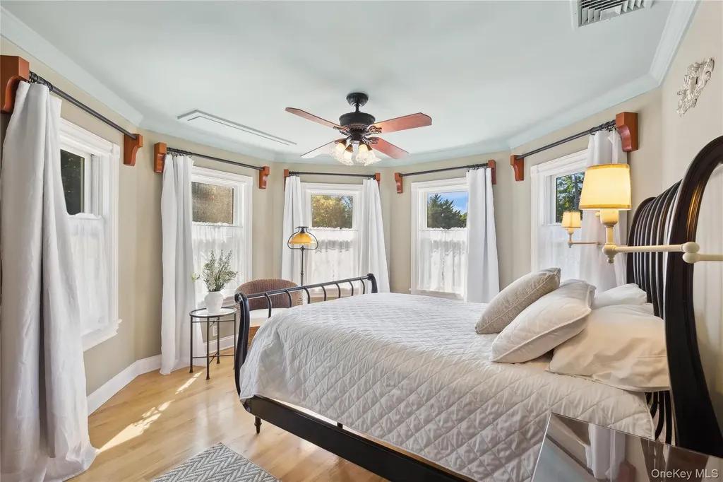 105 Ole Jule Lane Mattituck NY 11952