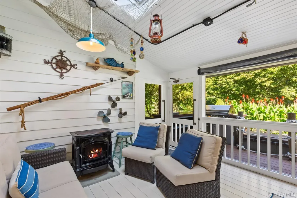 105 Ole Jule Lane Mattituck NY 11952