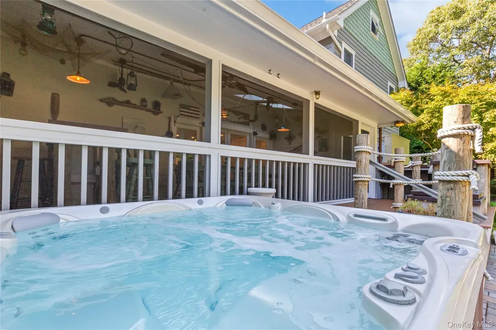 105 Ole Jule Lane Mattituck NY 11952