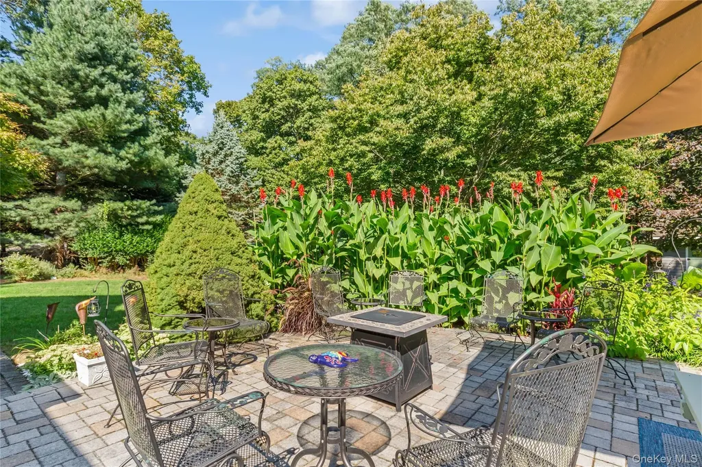 105 Ole Jule Lane Mattituck NY 11952