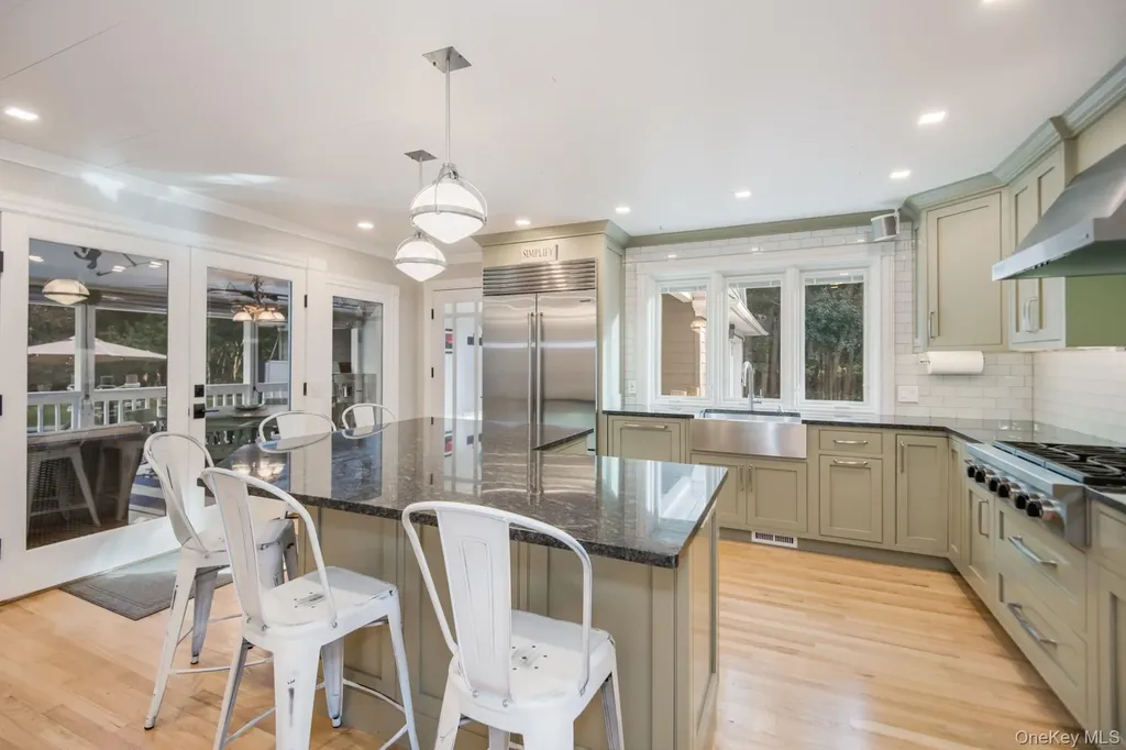 105 Ole Jule Lane Mattituck NY 11952