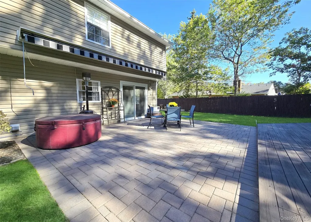 114 Wedgewood Drive Coram NY 11727