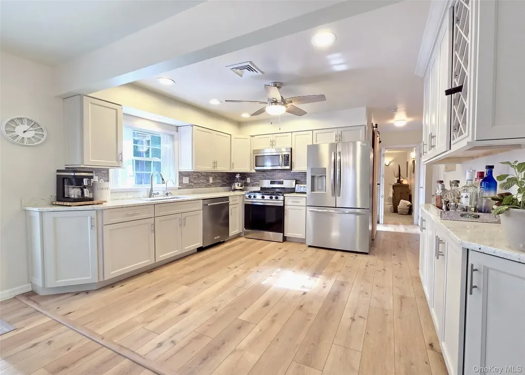 114 Wedgewood Drive Coram NY 11727