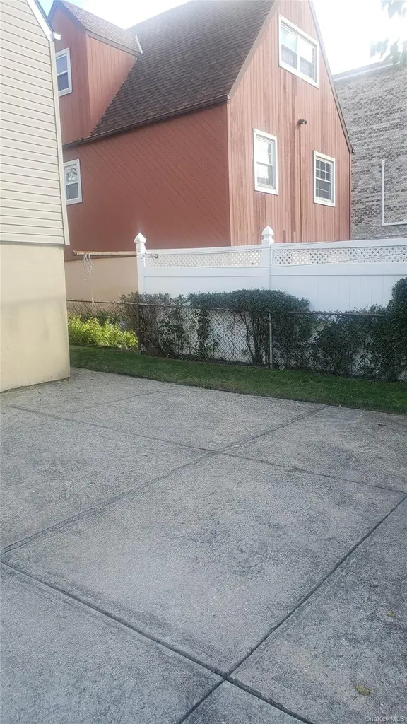 869 Olmstead Avenue Bronx NY 10473