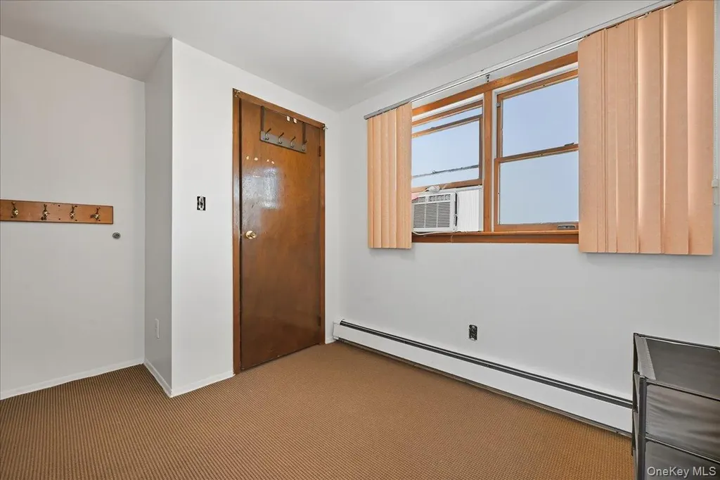 162 Crown Avenue Elmont NY 11003