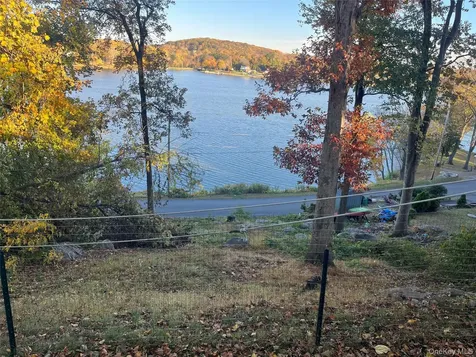 18 Sedgewick Road Carmel NY 10512