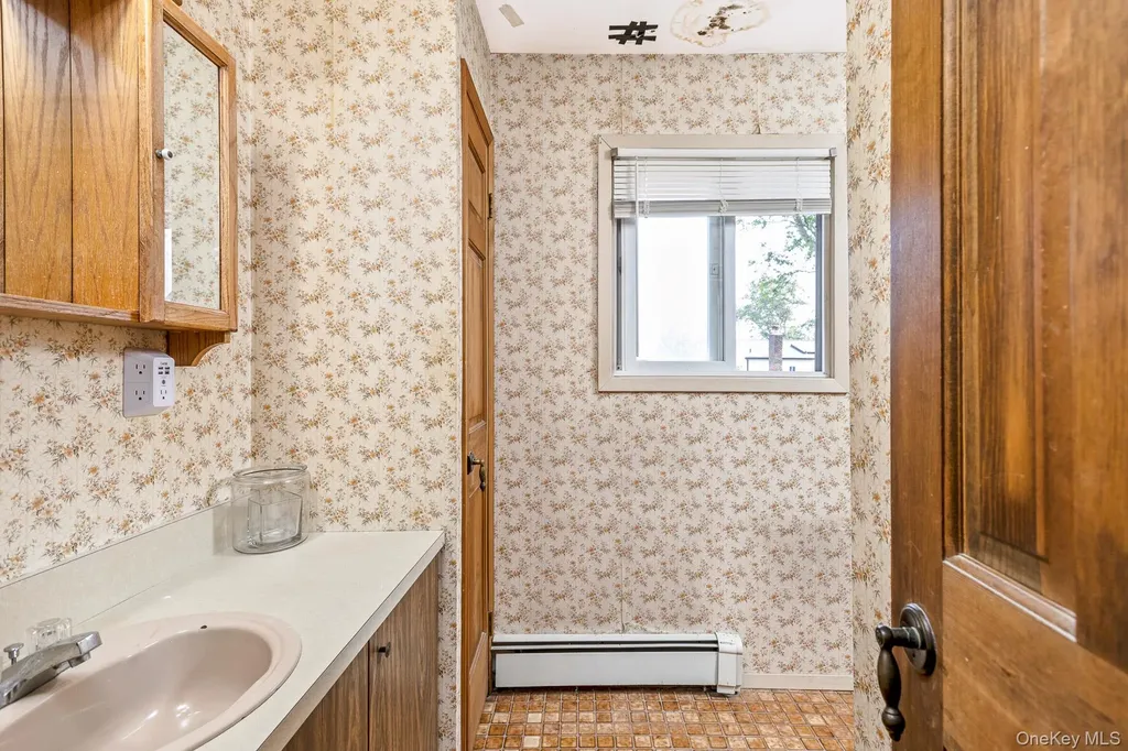 27 Bruno Lane Dix Hills NY 11746