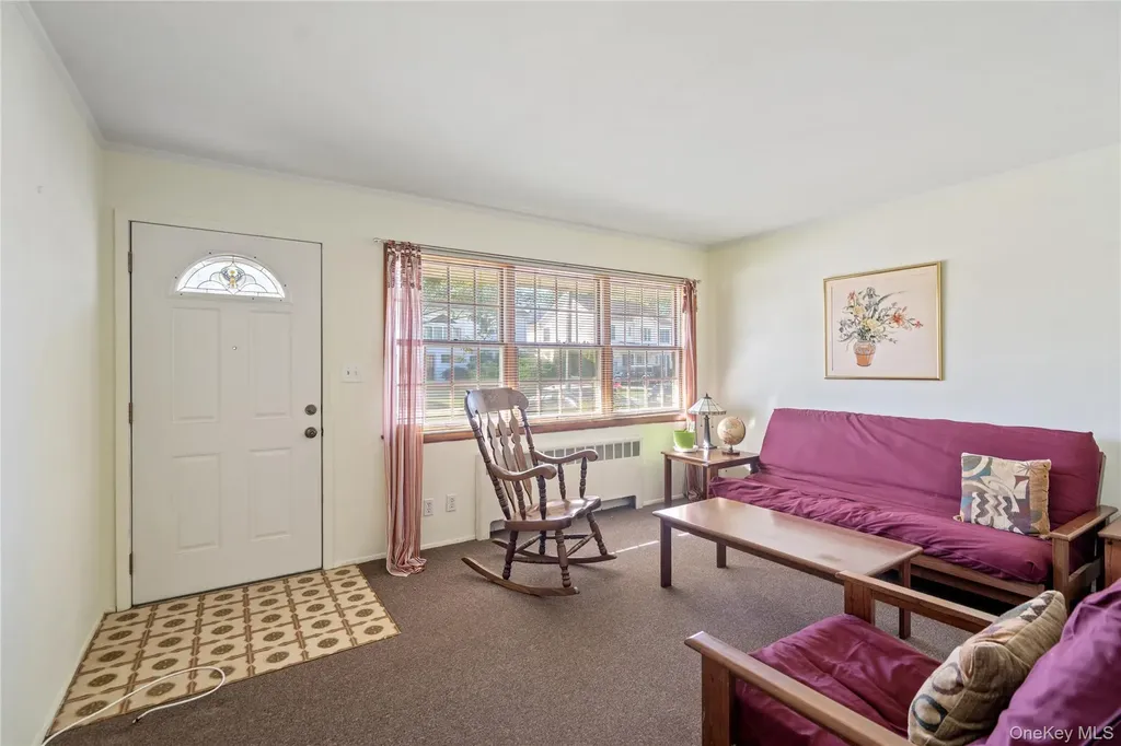 16 Forte Avenue Old Bethpage NY 11804