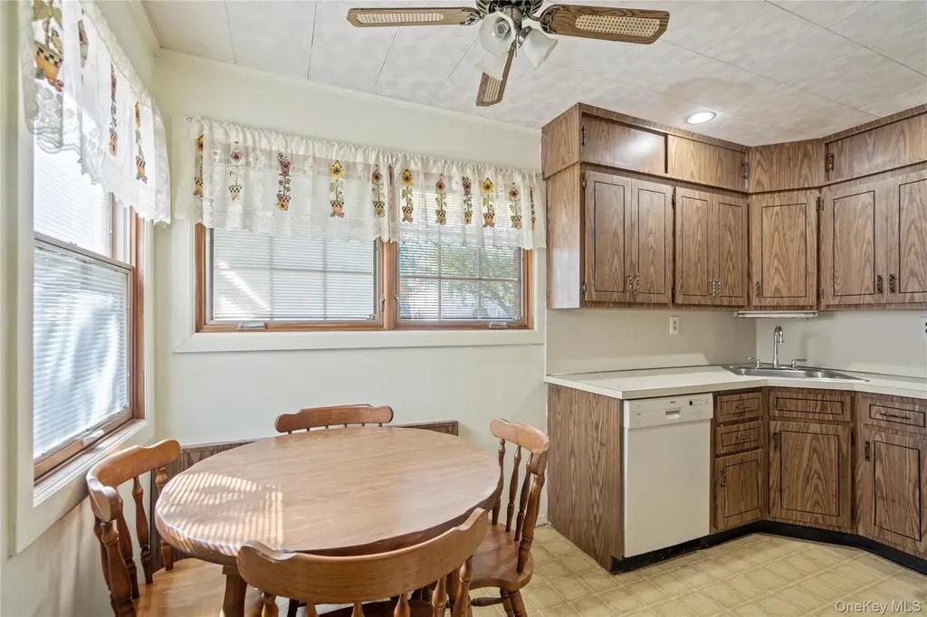 16 Forte Avenue Old Bethpage NY 11804