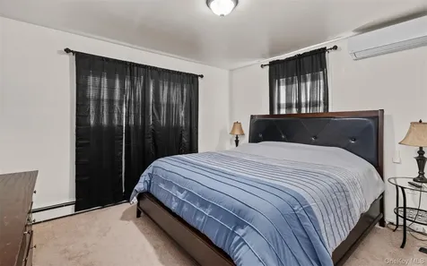 1796 Wells Drive Bay Shore NY 11706