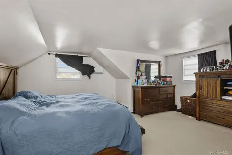 1796 Wells Drive Bay Shore NY 11706