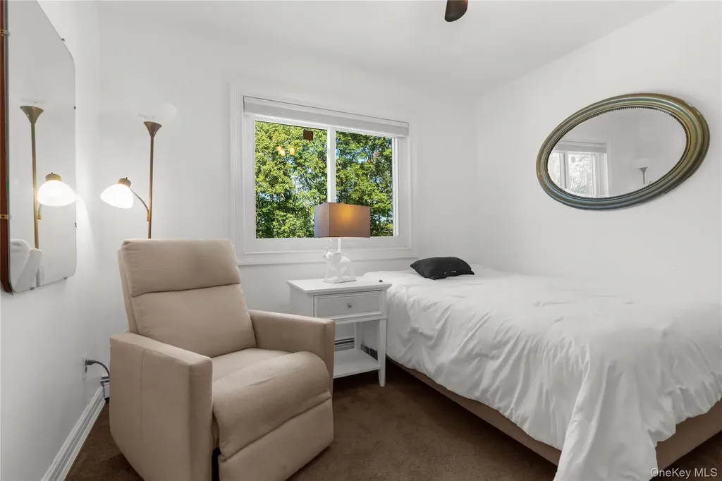 28 Annandale Road Commack NY 11725