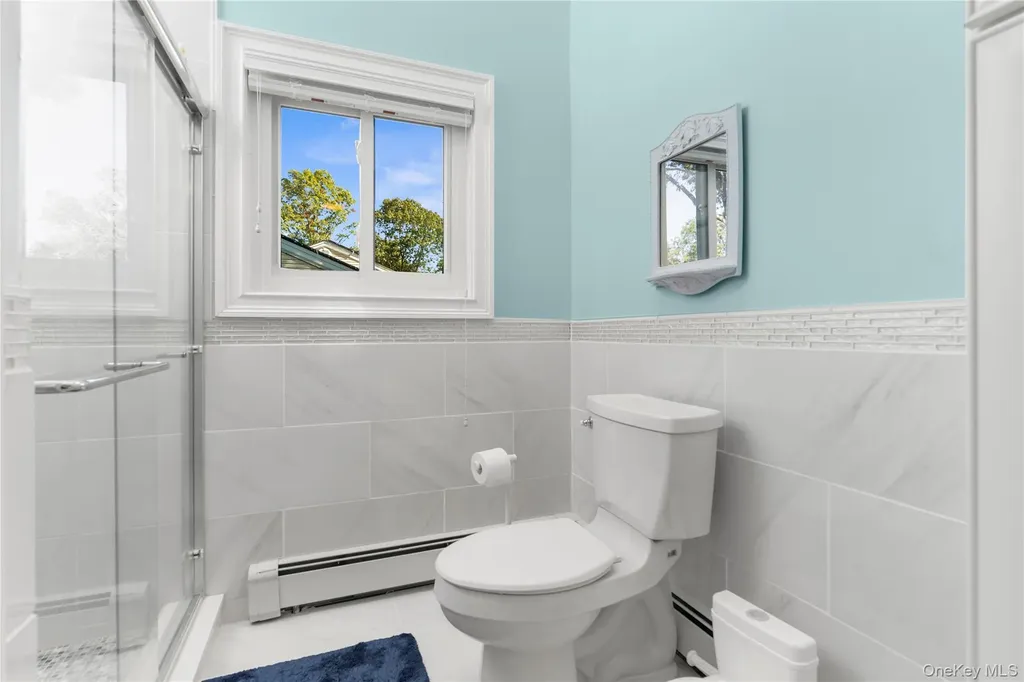28 Annandale Road Commack NY 11725