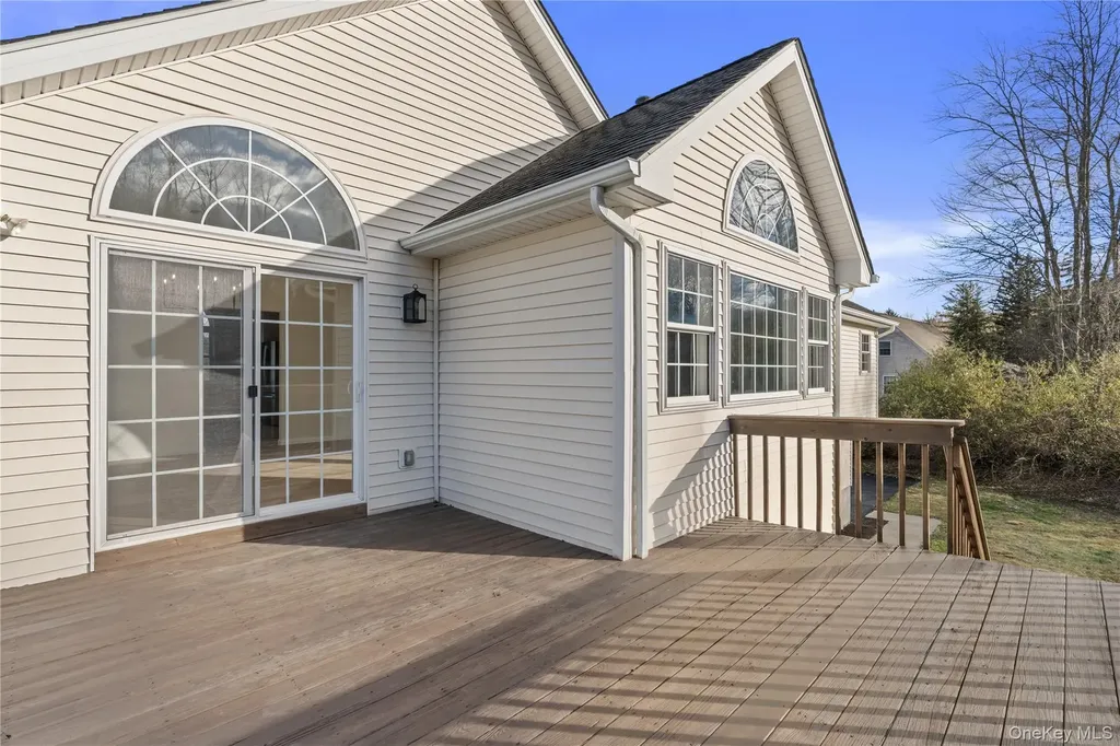 11 Meadow Drive Carmel NY 10512