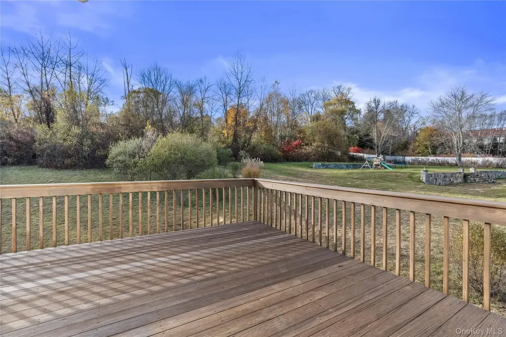 11 Meadow Drive Carmel NY 10512