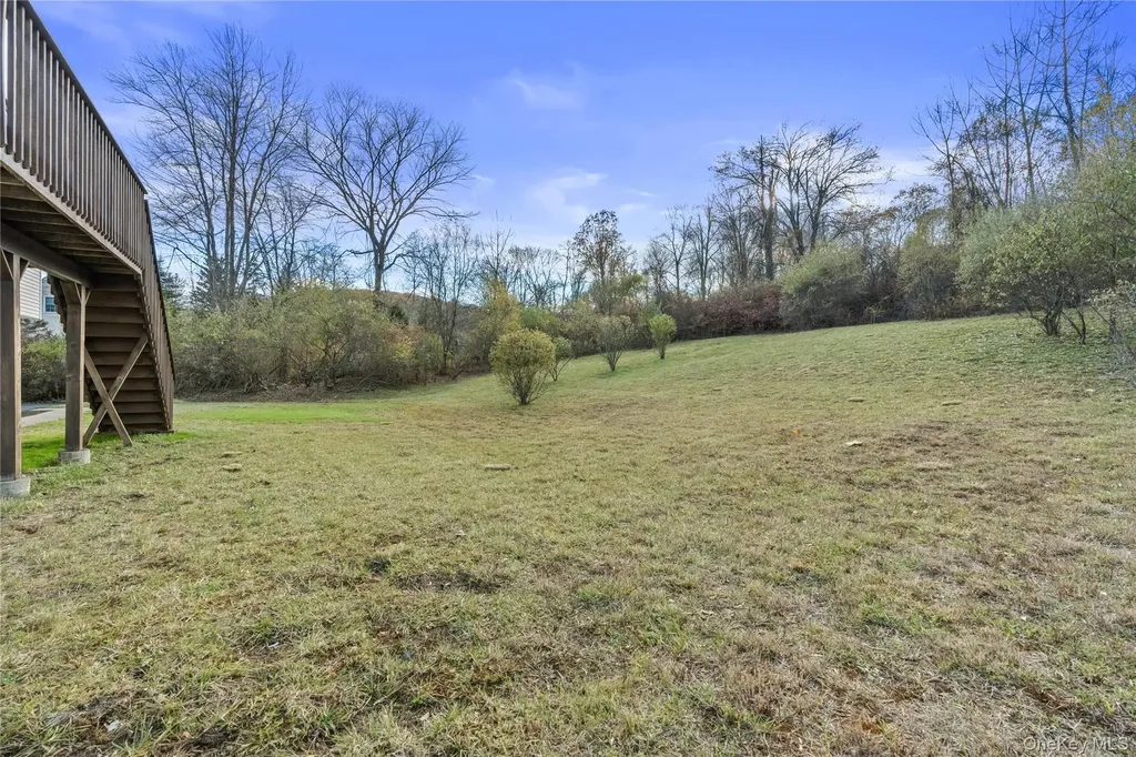 11 Meadow Drive Carmel NY 10512