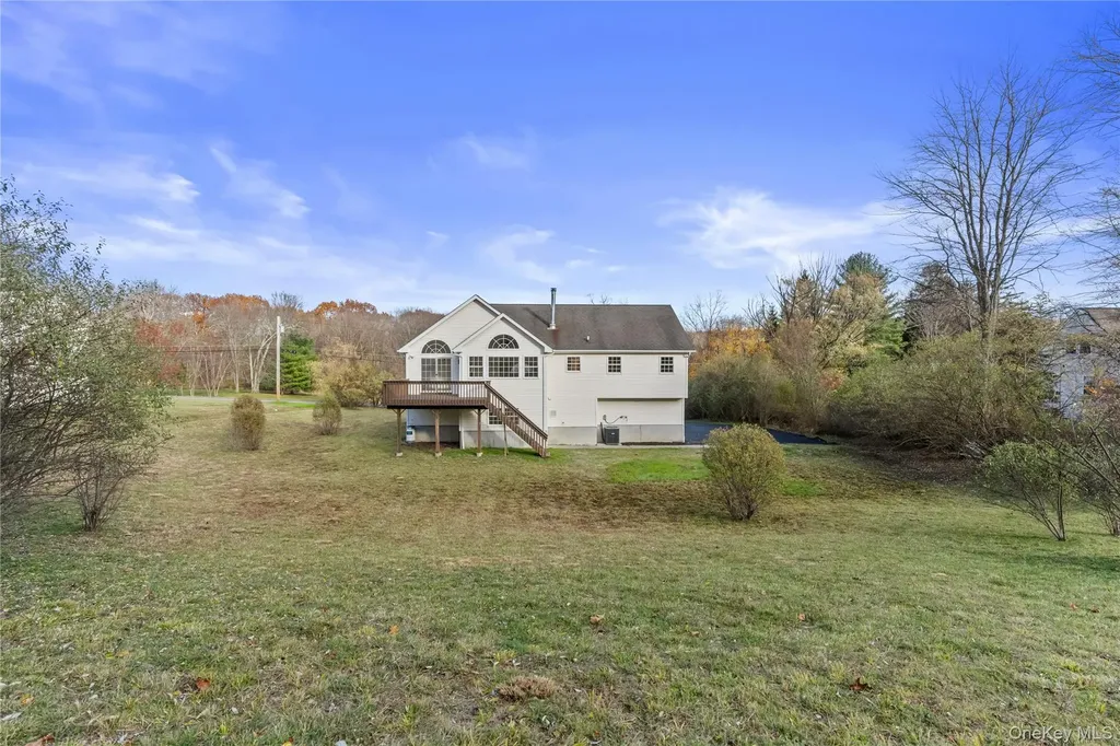 11 Meadow Drive Carmel NY 10512