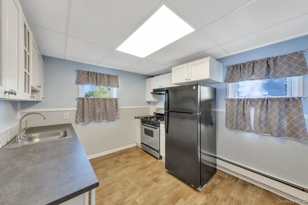 39 Chapman Place Bay Shore NY 11706