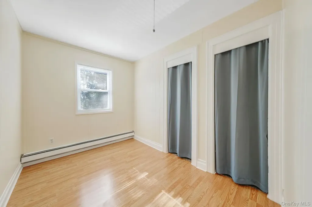 39 Chapman Place Bay Shore NY 11706