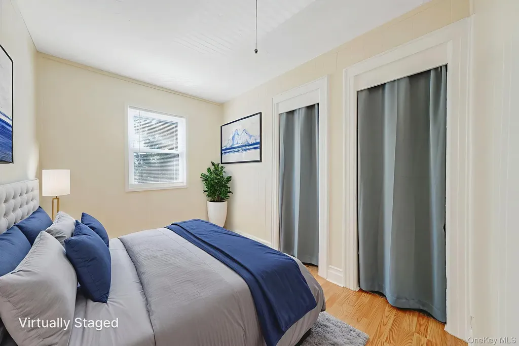 39 Chapman Place Bay Shore NY 11706