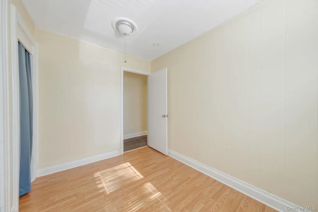 39 Chapman Place Bay Shore NY 11706