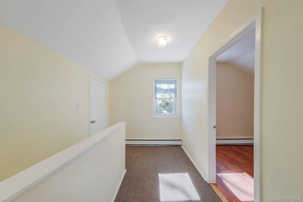 39 Chapman Place Bay Shore NY 11706