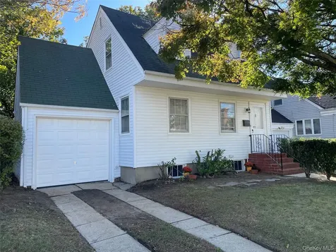 1100 Pacific Street Baldwin NY 11510