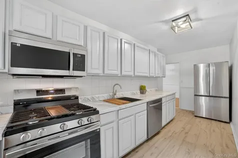 19 Old Mamaroneck Road White Plains NY 10605