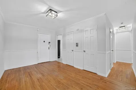 19 Old Mamaroneck Road White Plains NY 10605