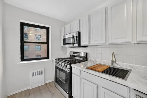19 Old Mamaroneck Road White Plains NY 10605
