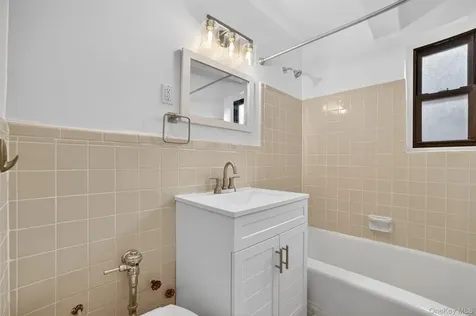 19 Old Mamaroneck Road White Plains NY 10605
