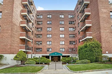 19 Old Mamaroneck Road White Plains NY 10605