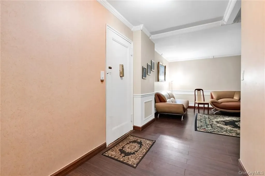 2717 E 28th Street Brooklyn NY 11235
