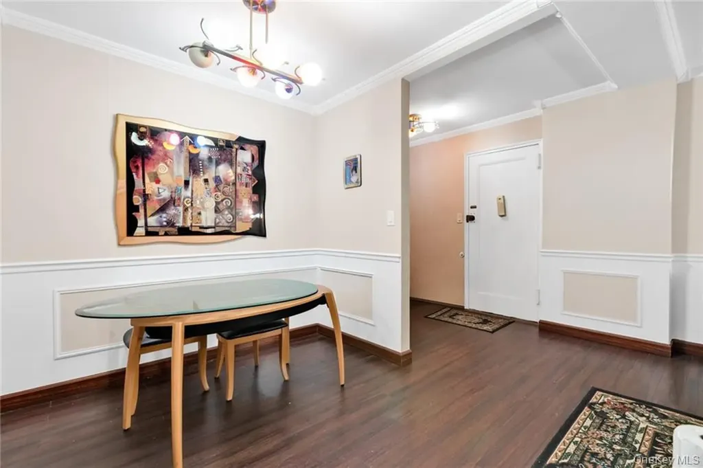 2717 E 28th Street Brooklyn NY 11235