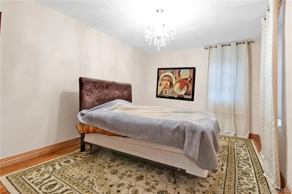 2717 E 28th Street Brooklyn NY 11235