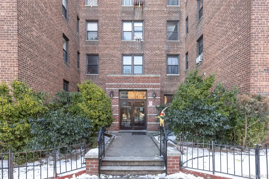 102-36 64th Avenue Forest Hills NY 11375