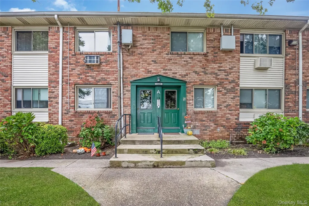 2449 Union Boulevard Islip NY 11751