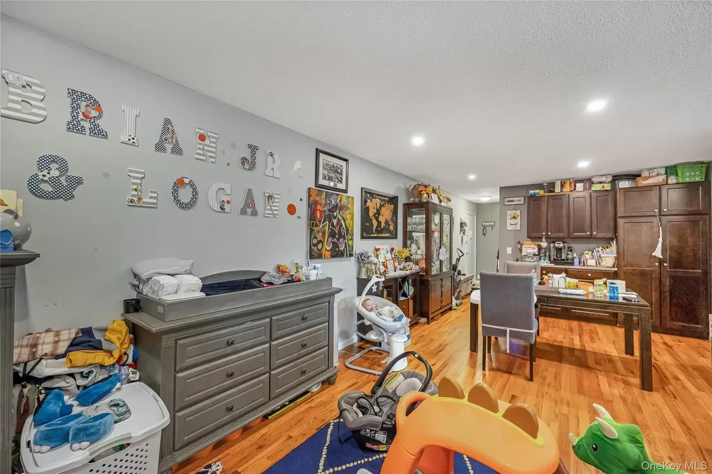 2449 Union Boulevard Islip NY 11751