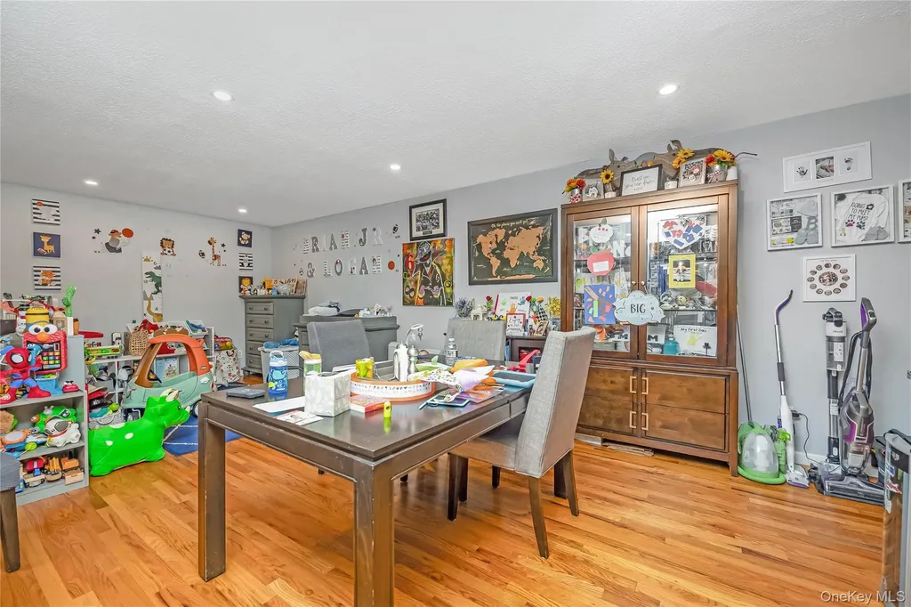 2449 Union Boulevard Islip NY 11751