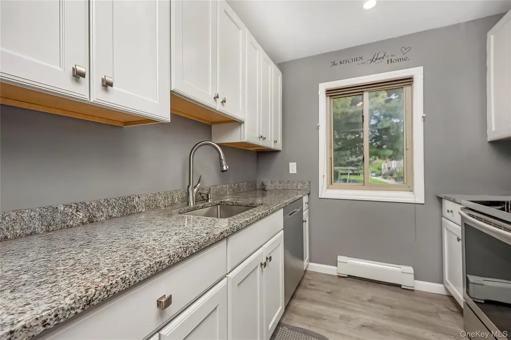 2449 Union Boulevard Islip NY 11751